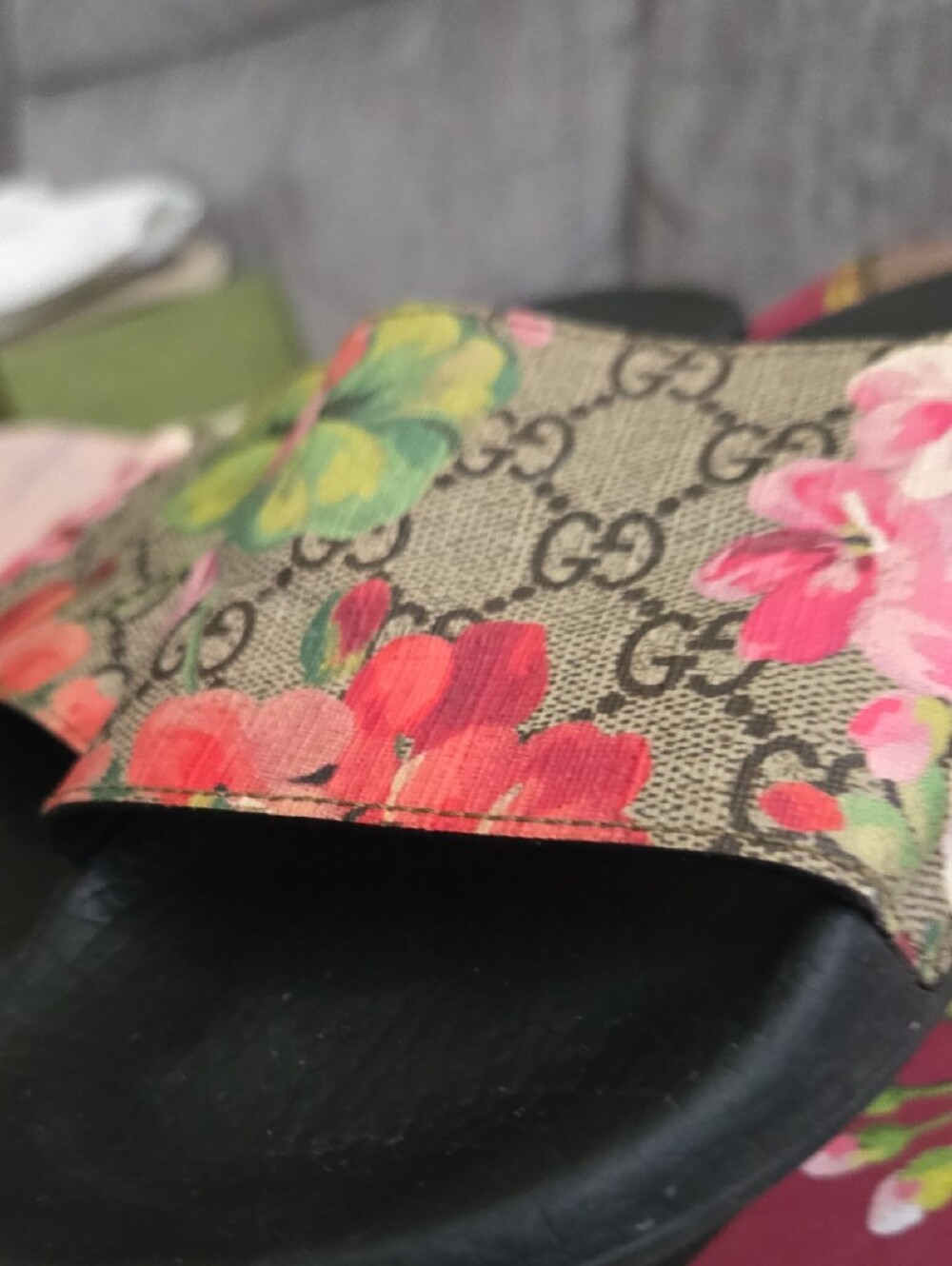 Gucci GG Canvas Floral Slide Sandals Size 39 - Picture 5 of 7